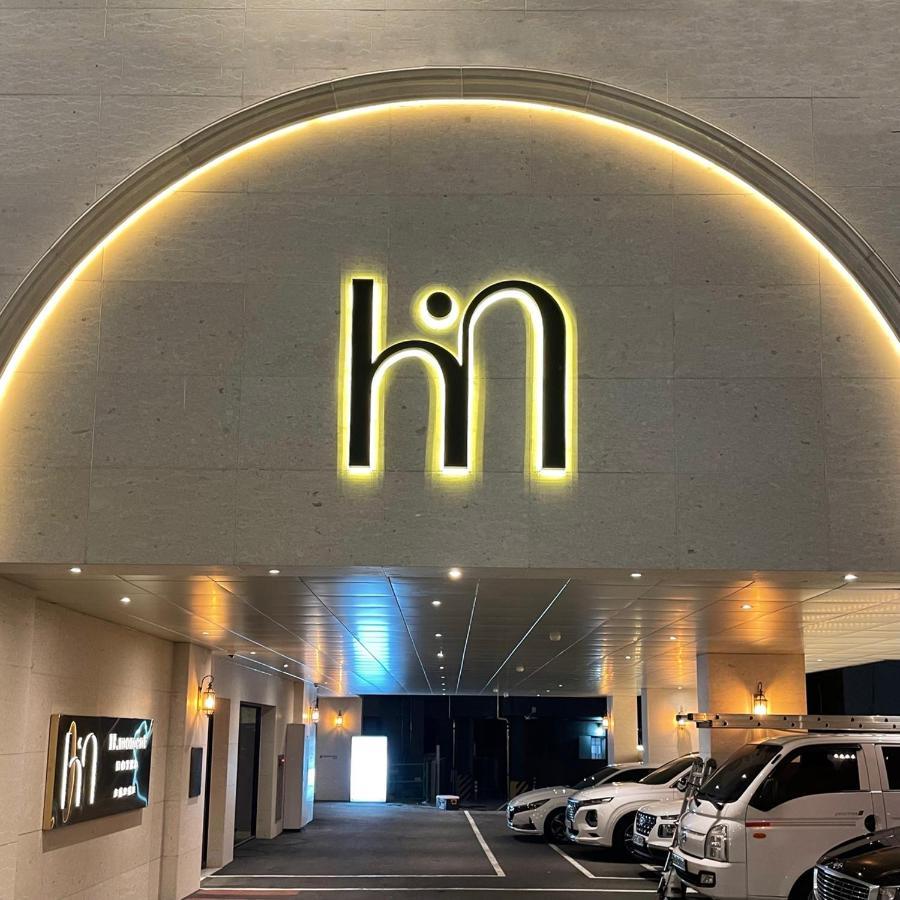 H Moment Hotel Songjeong Busan Esterno foto