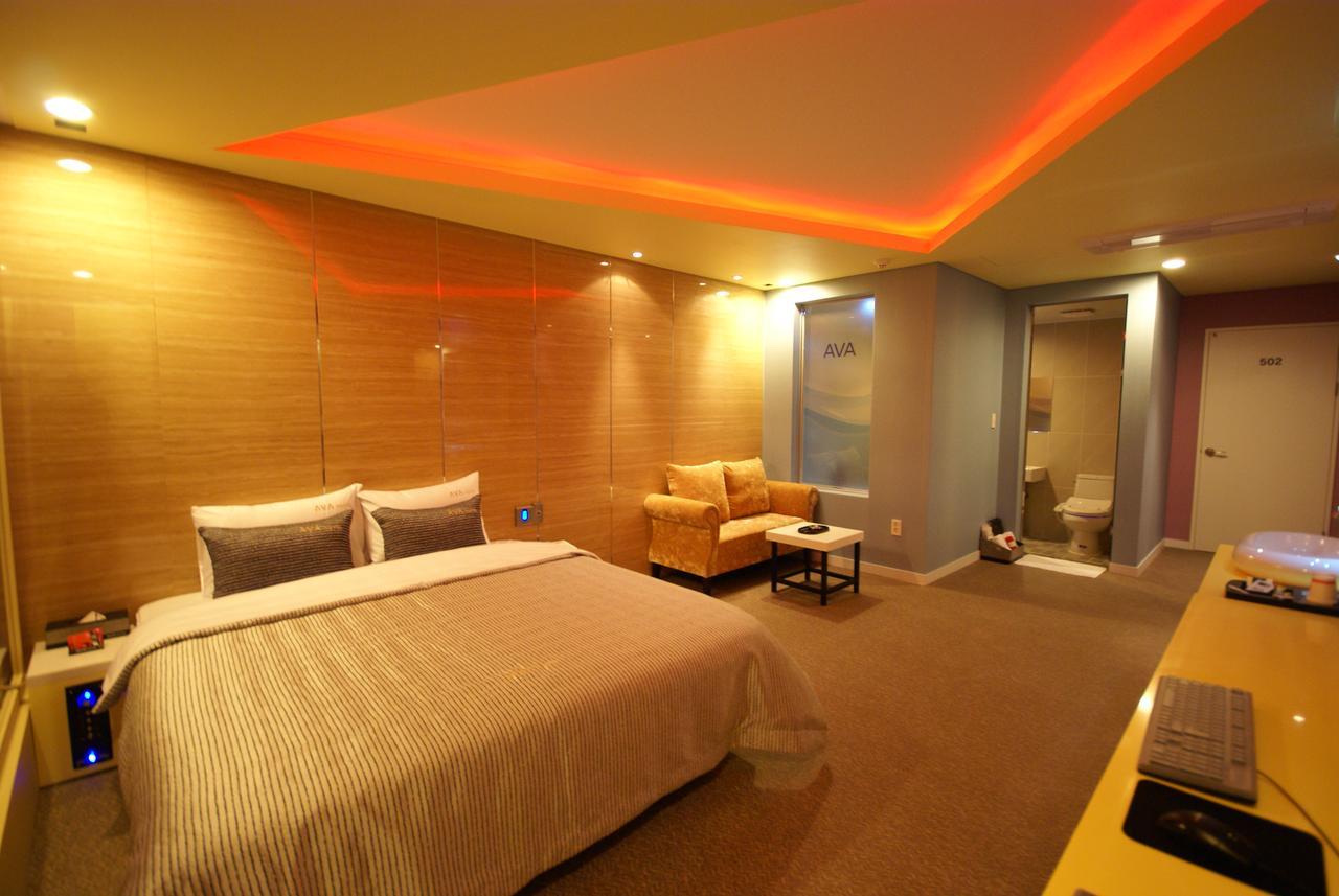 H Moment Hotel Songjeong Busan Esterno foto