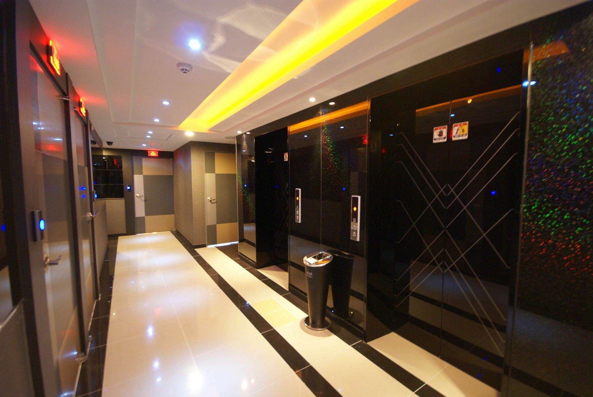 H Moment Hotel Songjeong Busan Esterno foto